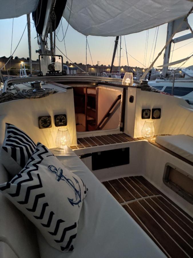 Dormire In Barca A Vela Maratea Kültér fotó